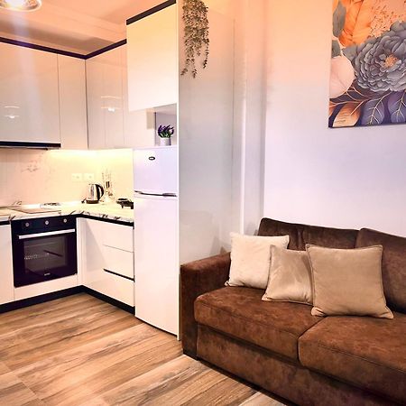 Elite Apartments Durrës Esterno foto