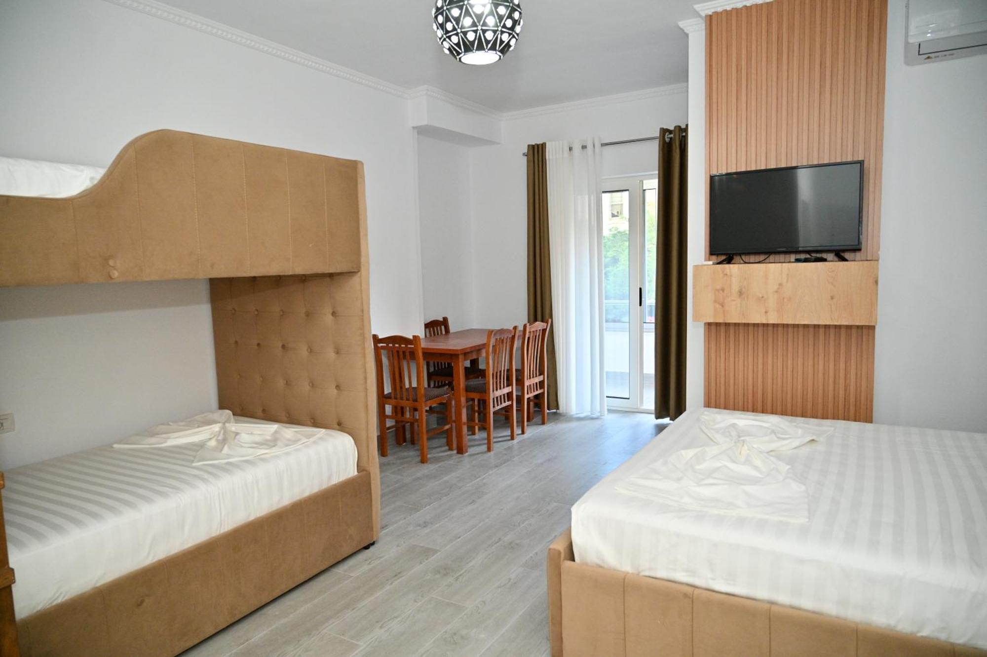 Elite Apartments Durrës Esterno foto