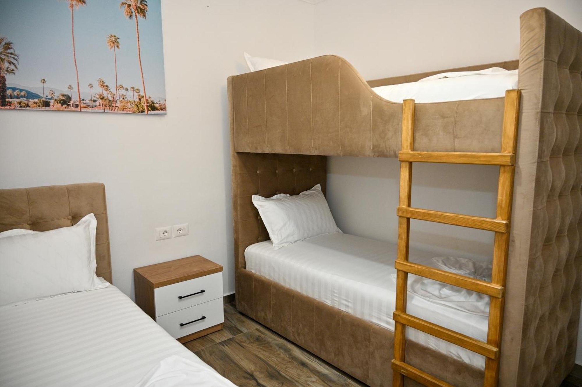 Elite Apartments Durrës Esterno foto
