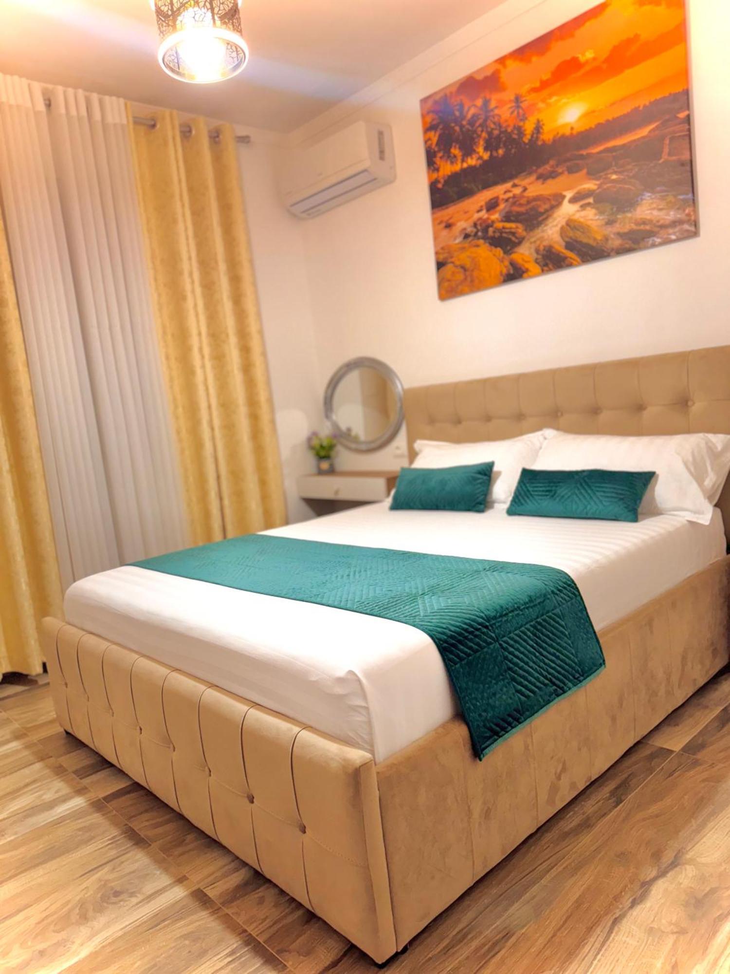 Elite Apartments Durrës Esterno foto